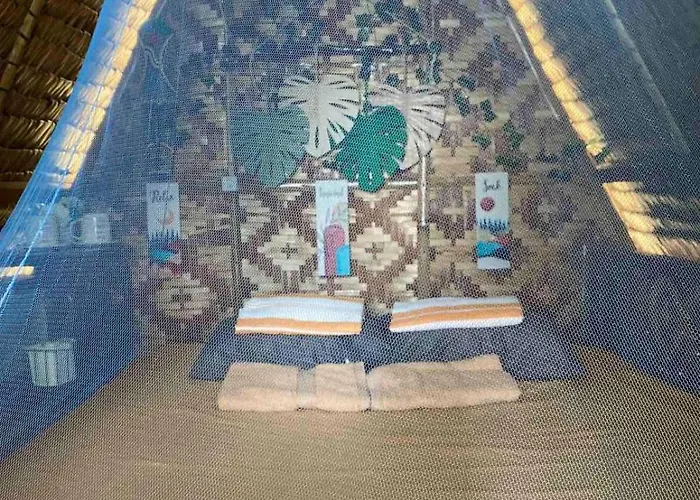 Alfonsa Tent Ground - Camp By The Sea * Oslob