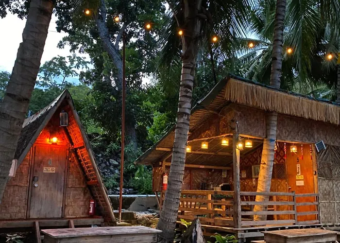 Alfonsa Tent Ground - Camp By The Sea * Oslob