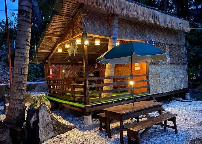 Alfonsa Tent Ground - Camp By The Sea Oslob